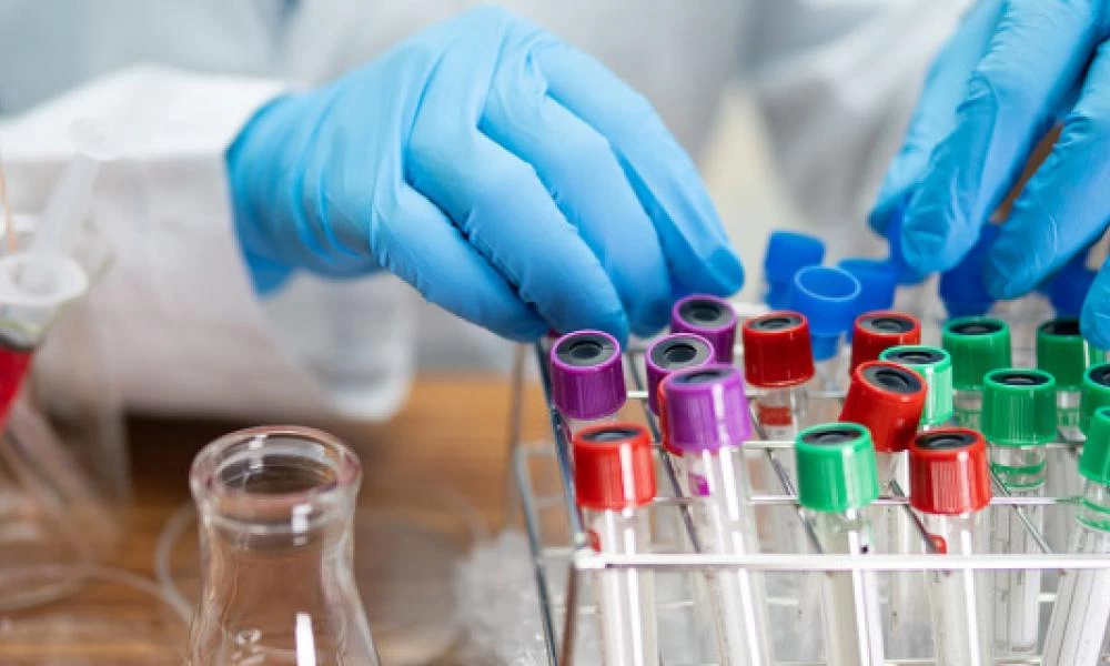 Moderna & Pfizer: Και τα δύο εμβόλια παρασκευάζονται χωρίς εμβρυϊκά κύτταρα